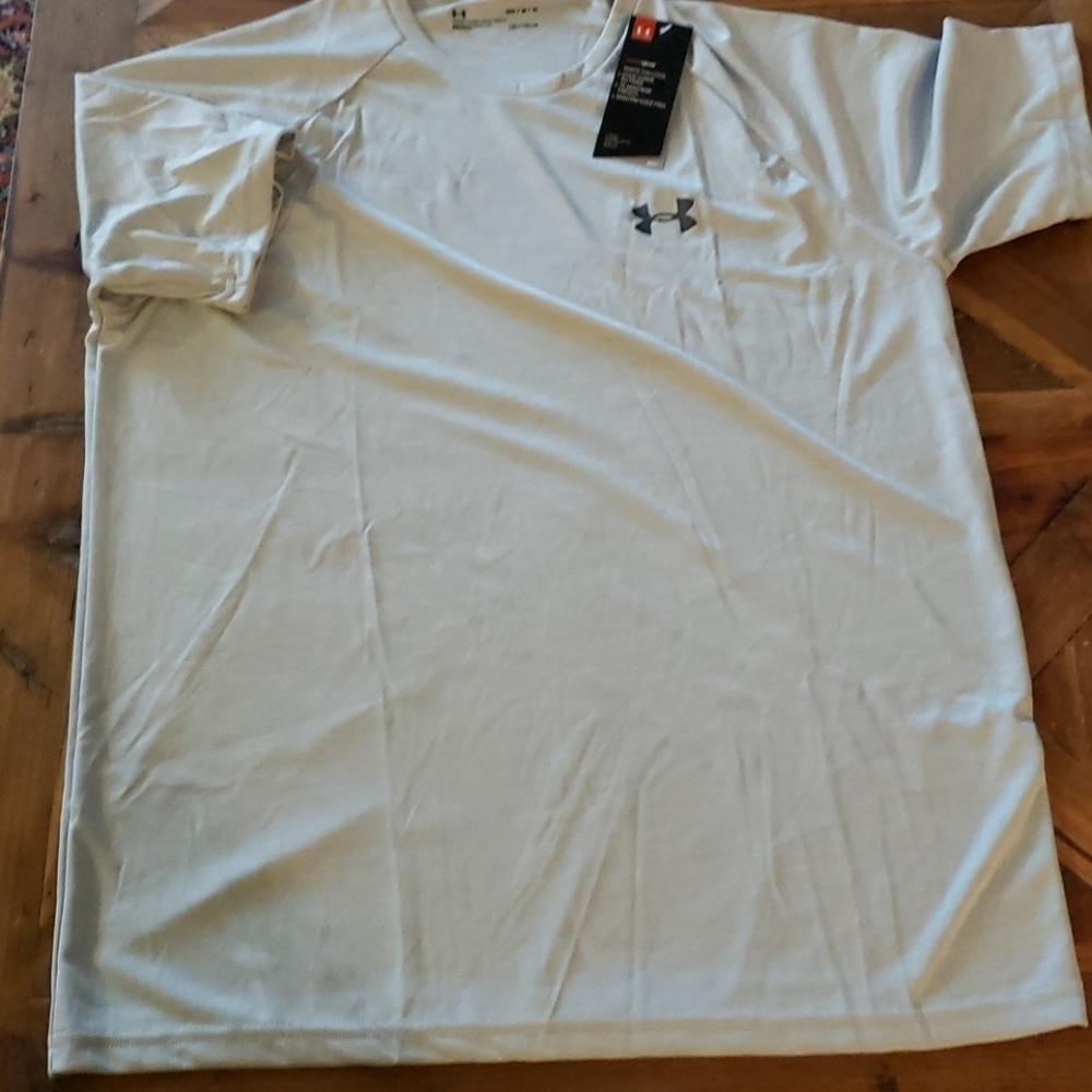 Under Armour Men's Med Shirt